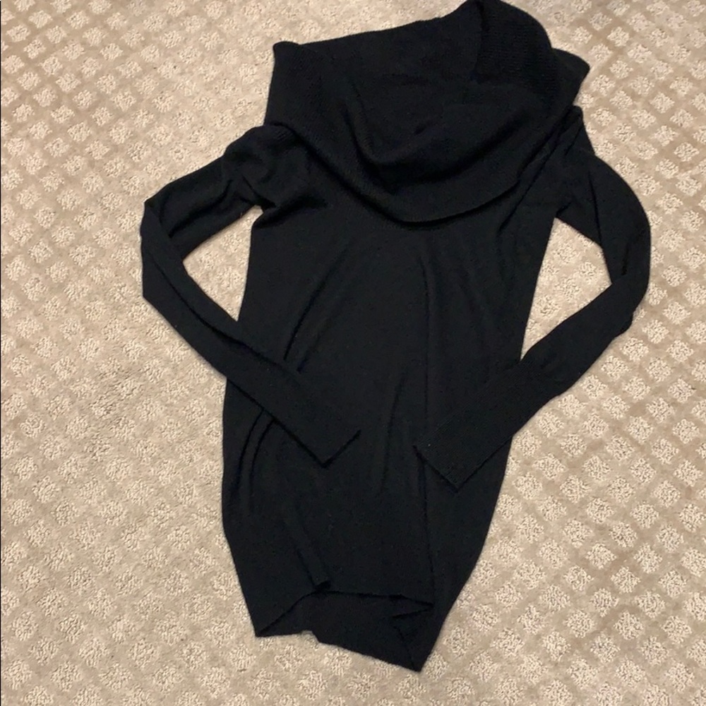 Cashmere Elie Tahari cowl neck sweater